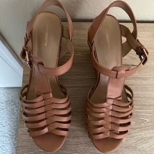 Tan Wedges Size 10